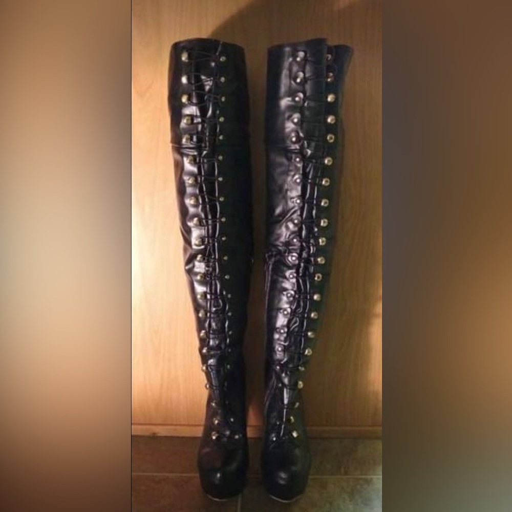 MARILYN MODA KNEE HIGH BOOTS SIZE 8.5